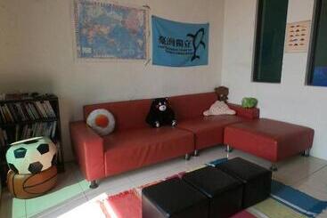 The Way Hostel & Bar