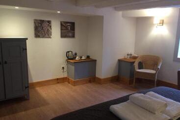 酒店 Les Portails Bleus