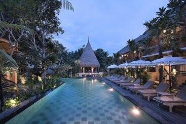 호텔 The Alena Resort A Pramana Experience