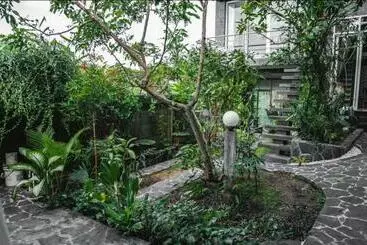 ユースホステル Villa Girihill