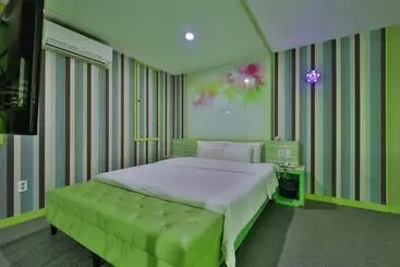 K2 Motel
