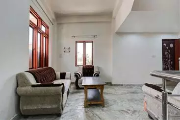 ホテル Spon On M J Homestay