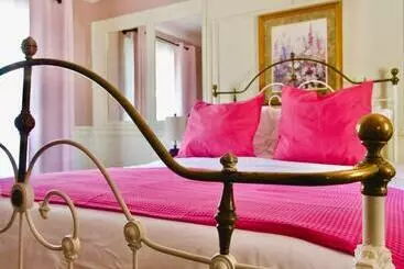 ユースホステル Prickly Pear Room   Ranch House Motel