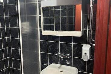 تختخواب و صبحانه Motel Rudnicki Konak