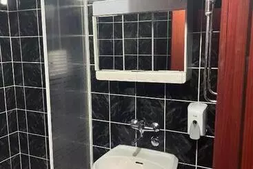تختخواب و صبحانه Motel Rudnicki Konak