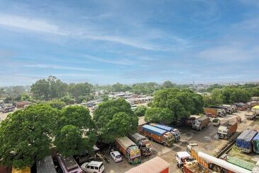 Hotel Treebo Trinetar International