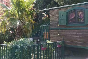 游客公寓 Roulotte Des Alpilles