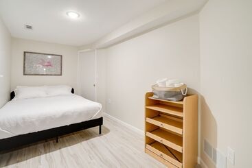 별장 Cozy Minneapolis Home W/ Air Hockey, Near Downtown