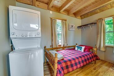 קוטג'' Cozy South Bay Cabin W/ Lake & Mountain Views