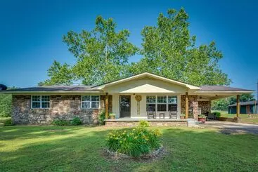 Mökkimajoitus Delaware Vacation Rental: Walk To Lake Dardanelle!