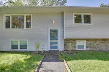 コテージ Kiamesha Lake Home W/ Deck: 4 Mi To Resorts World!