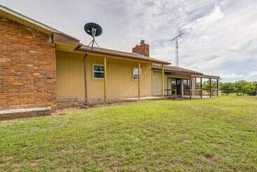 Landhus Southwest City Home W/ Fire Pit: 9 Mi To Grove!