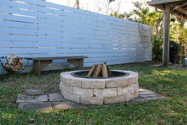 Cabane Waterfront Florida Abode W/ Deck, Grill & Fire Pit