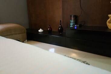 آپارتمانهای توریستها Modern London Decor Guest Apartments