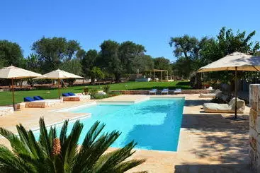 ویلا Ostuni Art Resort