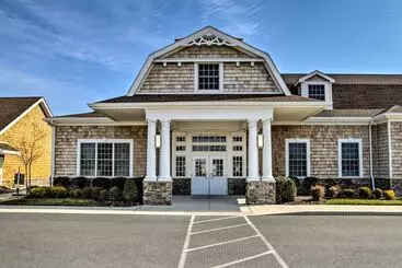 Mökkimajoitus Bright Ocean View Home W/ Resort Pools: Near Beach