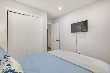 Mökkimajoitus Community Perks: Family Poconos Home W/ Deck!