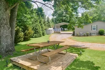 コテージ Lynchburg Home W/ Patio   2 Mi To Tims Ford Lake!