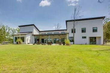 コテージ On Cedar Creek Reservoir: Malakoff Home W/ Pool!