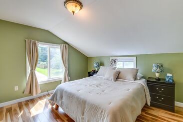 بيت ريفى Quiet Home: Yard, Patio, Near Downtown Burlington