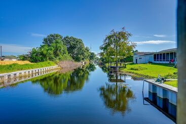 Quinta ou Casa Rural Sebring Serenity: Waterfront Retreat W/ Boat Dock!