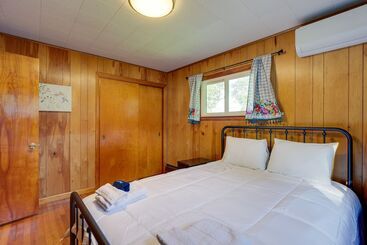 קוטג'' Watkins Glen Home W/ Hot Tub ~ 3 Mi To Raceway!