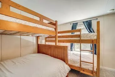 コテージ Cle Elum Cabin: Spacious Yard W/ Atv Trail Access!