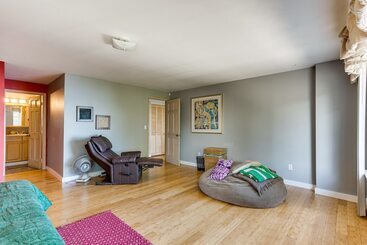 별장 Federal Way Vacation Rental: Bay & Mountain Views!