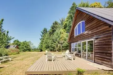 Mökkimajoitus Gold Beach Vacation Rental: Close To Beaches!