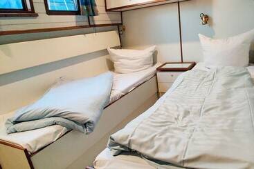 Kuhnle Tours Malchin