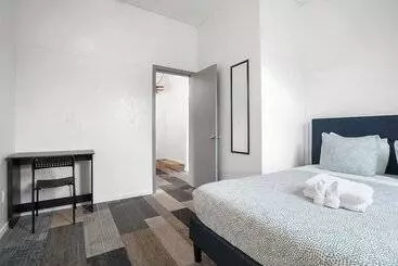 ペンション Commercial Homes   Private Rooms In Ssf