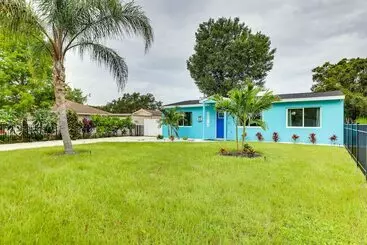 コテージ Vibrant Palmetto Vacation Home W/ Patio & Fire Pit