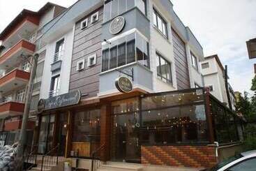 Guguvak Suites By Surur