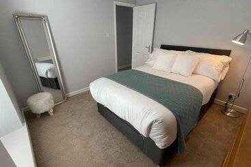 דירת נופש Cozy 2 Bed Cottage In Merthyr, 5 Mins To Bike Park