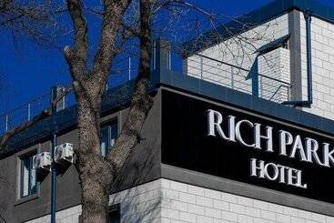 هتل Rich Park