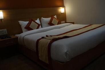 Hotel The Bundela Khajuraho, Madhya Pradesh