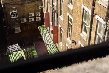 هتل آپارتمان Hausd   Leicester Square