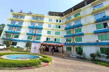 Hotel Panorama Resorts & Parks