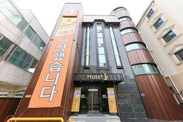 Motel Cheonan Seongjeong J
