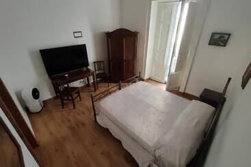 Пансион Arco Del Vescovo 1