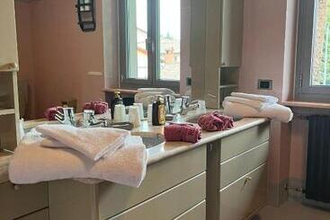 ベッドアンドブレックファースト L Alba