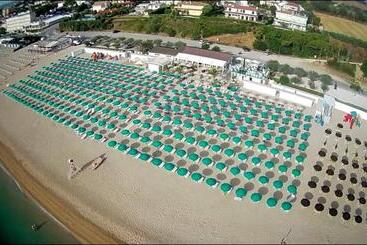 Bed and Breakfast La Perla Relais