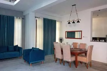 پانسیون Wind Villa Weligama