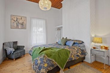 Hart Cottage Farm Stay In Indigo Valley