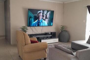 호스텔 Secunda Backpackers