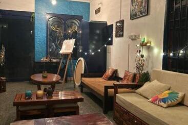 Hotel Travstel & Casa De Neel