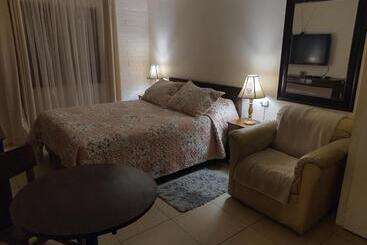 پانسیون Hostal Renca, Casa