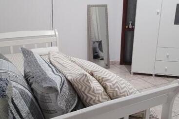 پانسیون Quarto Due Na Sakura House