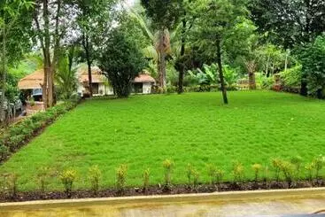 Lomakeskus Sukriti Farms