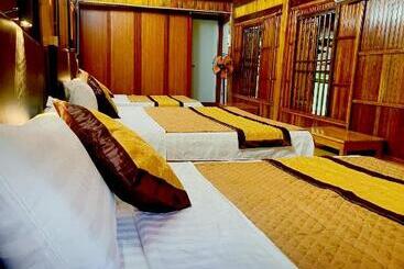 تختخواب و صبحانه Rapids Eco Retreat